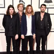 Covert art for Dracula by Tame Impala