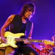 Cover art for Let Me Love You lyrics by Jeff Beck