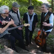 Cover art for I'm Movin' Out lyrics by The Roues Brothers